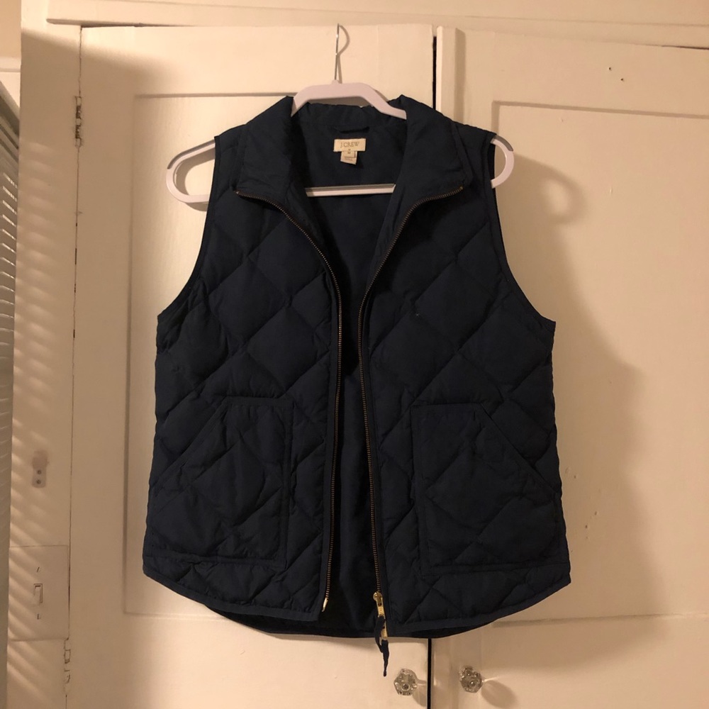 J. Crew quilted vest 🌸 50% OFF BUNDLES